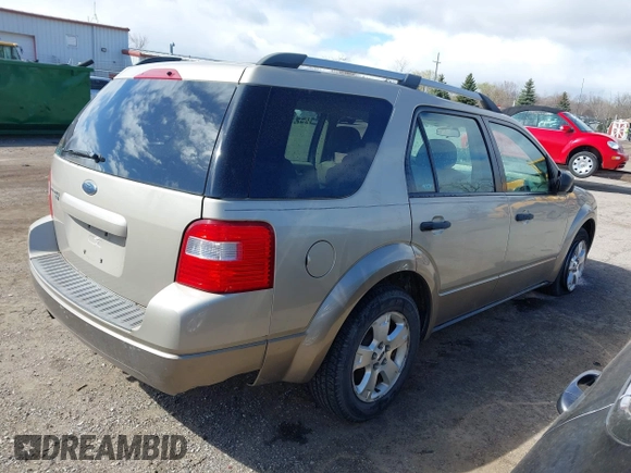 2005 Ford Freestyle SE with VIN 1FMZK04195GA48126, listed as a IAAI auction lot 42046818 with 0 mi miles. Bid and sale history available at carsss.com. Image 4.