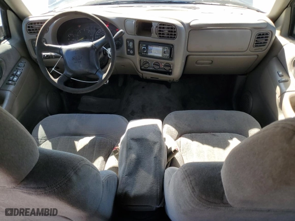 2000 Chevrolet Blazer LS with VIN 1GNCS13W3YK125255, listed as a Copart auction lot 67570164 with 188,315 mi miles and Salvage Title. Bid and sale history available at carsss.com. Image 8.