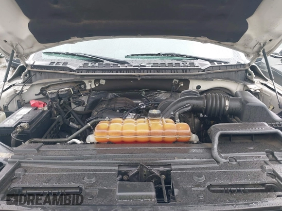2015 Ford F-150 XL with VIN 1FTEX1C80FKE54884, listed as a IAAI auction lot 41739104 with 177,131 mi miles. Bid and sale history available at carsss.com. Image 10.
