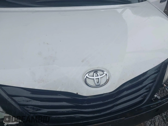 2014 Toyota Sienna L with VIN 5TDZK3DC9ES473780, listed as a IAAI auction lot 42245274 with 203,060 mi miles and . Bid and sale history available at DreamBid. Image 10.