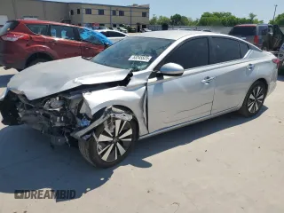 2021 Nissan Altima 2.5 SV with VIN 1N4BL4DV4MN329831, listed as a Copart auction lot 53245525 with 96,596 mi miles and Salvage Title. Bid and sale history available at carsss.com. Image 1.