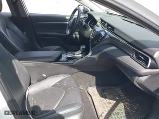 2019 Toyota Camry XSE with VIN 4T1B61HK3KU686948, listed as a IAAI auction lot 42065656 with 110,648 mi miles. Bid and sale history available at carsss.com. Image 5.