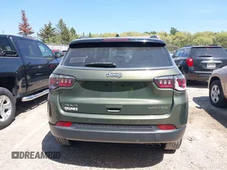 2021 Jeep Compass Limited with VIN 3C4NJDCB4MT599954, listed as a IAAI auction lot 42230778 with 112,647 mi miles and . Bid and sale history available at DreamBid. Image 16.