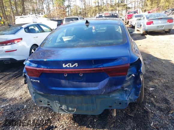 2022 Kia Forte LXS with VIN 3KPF24AD1NE416313, listed as a IAAI auction lot 41521194 with 75,067 mi miles and . Bid and sale history available at DreamBid. Image 16.