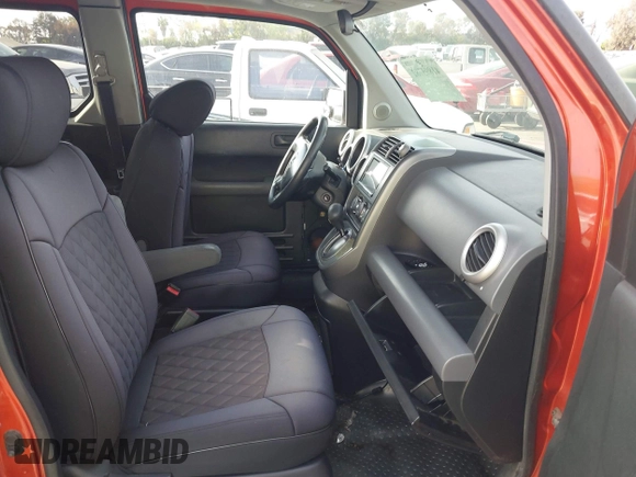 2004 Honda Element EX with VIN 5J6YH28524L038514, listed as a IAAI auction lot 41895782 with 162,483 mi miles and . Bid and sale history available at DreamBid. Image 5.