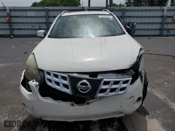 2011 Nissan Rogue SV z VIN JN8AS5MT4BW180927, wystawiony jako Copart lot #59509995 z przebiegiem 90 857 mil mil oraz Szkoda całkowita • Salvage title. Historia ofert i sprzedaży dostępna na DreamBid. Obrazek 5.