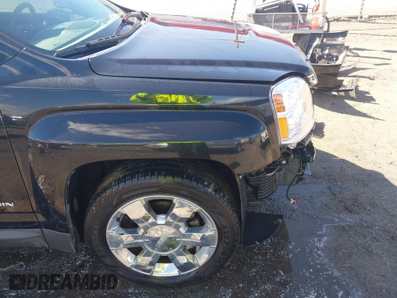 2011 GMC Terrain SLT-1 with VIN 2CTFLUE54B6446440, listed as a IAAI auction lot 41719642 with 177,594 mi miles and . Bid and sale history available at carsss.com. Image 18.