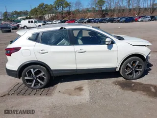 2022 Nissan Rogue Sport SL with VIN JN1BJ1CW5NW681176, listed as a IAAI auction lot 41803649 with 24,442 mi miles. Bid and sale history available at carsss.com. Image 13.