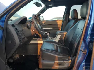 2012 Ford Escape XLT with VIN 1FMCU9DG6CKA49740, listed as a Copart auction lot 70081334 with 159,727 mi miles and Salvage title. Bid and sale history available at DreamBid. Image 7.