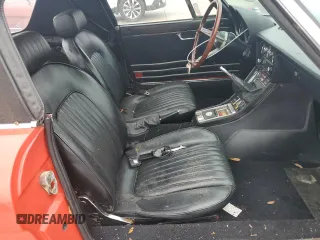 1975 Alfa Romeo Spider z VIN AR3047546, wystawiony jako Copart lot #74561034 z przebiegiem 59 884 mil mil oraz Szkoda całkowita • Salvage title. Historia ofert i sprzedaży dostępna na DreamBid. Obrazek 10.