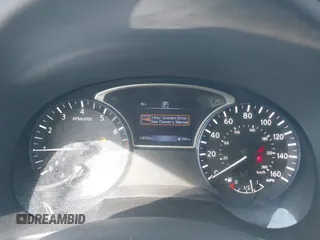 2017 Nissan Altima SV z VIN 1N4AL3AP3HC476185, wystawiony jako IAAI lot #40580202 z przebiegiem 118 710 mil mil oraz . Historia ofert i sprzedaży dostępna na DreamBid. Obrazek 7.