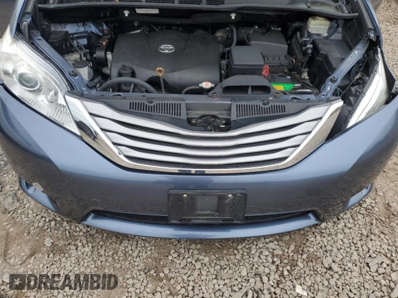 2017 Toyota Sienna XLE с VIN 5TDDZ3DC2HS164002, выставлен на аукционе Copart как лот 57118585 с пробегом 49 991 миль миль и Списание • Salvage title. История ставок и продаж доступна на DreamBid. Изображение 12.