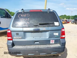 2011 Ford Escape XLT с VIN 1FMCU0DG1BKC70141, выставлен на аукционе IAAI как лот 42109881 с пробегом 206 714 миль миль и . История ставок и продаж доступна на DreamBid. Изображение 16.