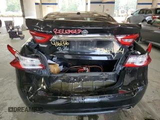 2016 Nissan Maxima SV z VIN 1N4AA6AP0GC442274, wystawiony jako Copart lot #69704074 z przebiegiem 180 519 mil mil oraz Szkoda całkowita • Salvage title. Historia ofert i sprzedaży dostępna na DreamBid. Obrazek 6.