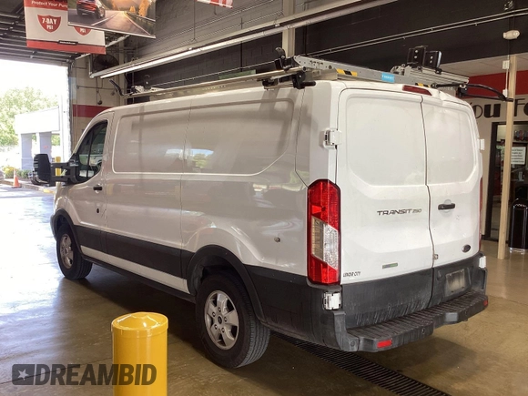 2019 Ford Transit с VIN 1FTYR1YG0KKB48172, выставлен на аукционе IAAI как лот 42702776 с пробегом 189 758 миль миль и . История ставок и продаж доступна на DreamBid. Изображение 28.