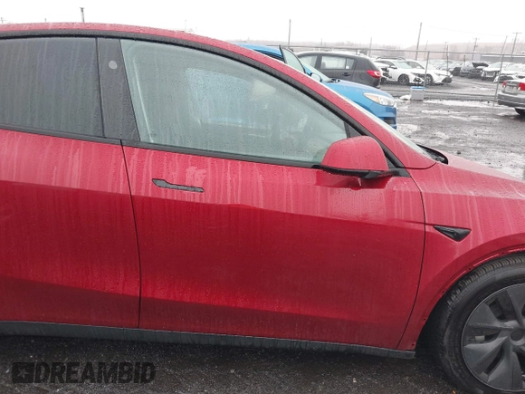 2024 Tesla Model Y Long Range with VIN 7SAYGAEE7RF133073, listed as a IAAI auction lot 41081463 with Not Provided miles and . Bid and sale history available at DreamBid. Image 5.