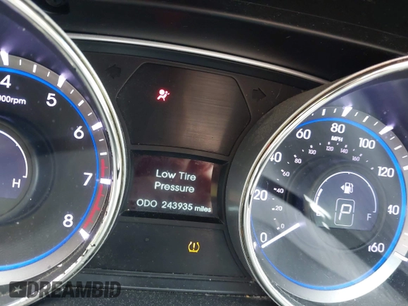2013 Hyundai Sonata GLS with VIN 5NPEB4AC0DH606973, listed as a IAAI auction lot 42027694 with 243,935 mi miles and . Bid and sale history available at carsss.com. Image 7.