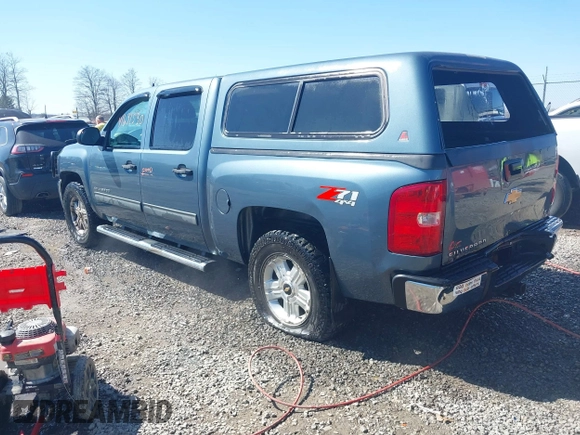 2013 Chevrolet Silverado 1500 LT with VIN 3GCPKSE77DG172991, listed as a IAAI auction lot 41631530 with 155,839 mi miles. Bid and sale history available at carsss.com. Image 3.