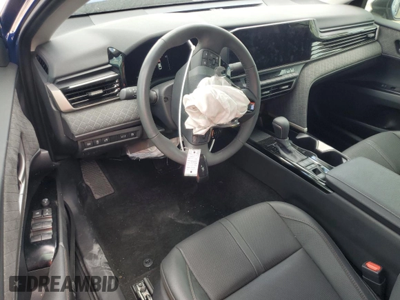 2025 Toyota Camry LE with VIN 4T1DAACK0SU075581, listed as a Copart auction lot 54570525 with 2,329 mi miles and Non Repairable. Bid and sale history available at DreamBid. Image 8.