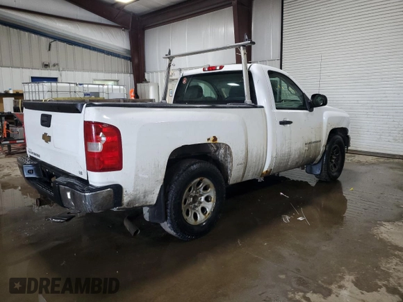 2008 Chevrolet Silverado 1500 Work Truck with VIN 1GCEC14C18Z226305, listed as a Copart auction lot 44736615 with 348,256 mi miles and Salvage Title. Bid and sale history available at carsss.com. Image 3.