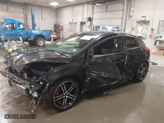 2015 Ford Focus ST with VIN 1FADP3L90FL305407, listed as a IAAI auction lot 41508693 with 172,191 mi miles. Bid and sale history available at carsss.com. Image 6.