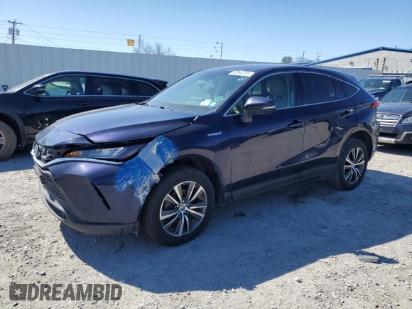 2021 Toyota Venza LE with VIN JTEAAAAHXMJ029299, listed as a Copart auction lot 50992295 with 234,216 mi miles and Salvage Title. Bid and sale history available at carsss.com. Image 1.