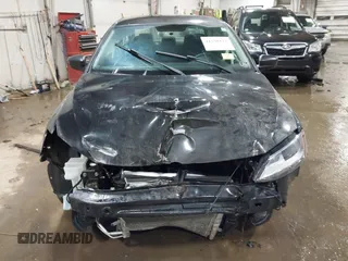 2015 Volkswagen Jetta SE с VIN 3VWD17AJ2FM267464, выставлен на аукционе IAAI как лот 41538172 с пробегом 113 454 миль миль и . История ставок и продаж доступна на DreamBid. Изображение 12.