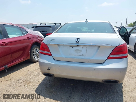 2014 Hyundai Equus Signature with VIN KMHGH4JH8EU080873, listed as a IAAI auction lot 42116898 with Not Provided miles and . Bid and sale history available at DreamBid. Image 16.