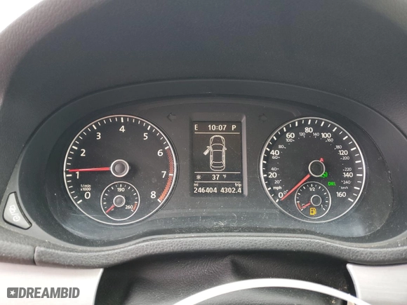 2013 Volkswagen Passat SE with VIN 1VWBP7A31DC049828, listed as a Copart auction lot 47687045 with 246,404 mi miles and Salvage Title. Bid and sale history available at carsss.com. Image 9.