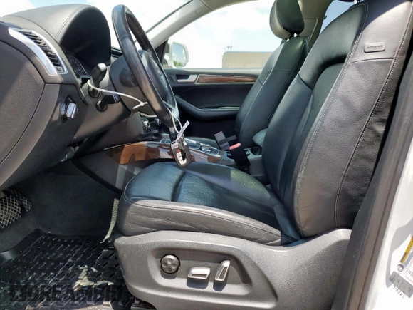 2016 Audi Q5 Premium Plus z VIN WA1D7AFPXGA009021, wystawiony jako Copart lot #62053695 z przebiegiem 185 064 mil mil oraz Szkoda całkowita • Salvage title. Historia ofert i sprzedaży dostępna na DreamBid. Obrazek 7.