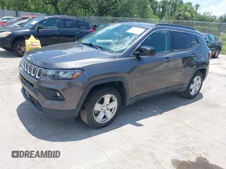 2022 Jeep Compass Latitude with VIN 3C4NJCBB4NT137245, listed as a IAAI auction lot 42356177 with 95,577 mi miles and . Bid and sale history available at DreamBid. Image 17.
