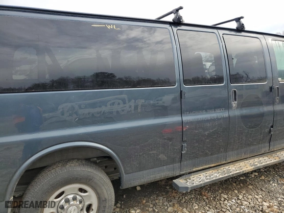 2019 Chevrolet Express Passenger LT with VIN 1GAZGPFG8K1239723, listed as a Copart auction lot 80078994 with 0 mi miles and Salvage Title. Bid and sale history available at carsss.com. Image 13.