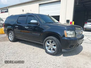 2008 Chevrolet Suburban LTZ с VIN 1GNFK16Y68R121430, выставлен на аукционе IAAI как лот 42605887 с пробегом 159 097 миль миль и . История ставок и продаж доступна на DreamBid. Изображение 1.