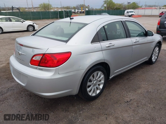 2010 Chrysler Sebring Limited with VIN 1C3CC5FB3AN202530, listed as a IAAI auction lot 41933640 with 108,198 mi miles. Bid and sale history available at carsss.com. Image 4.