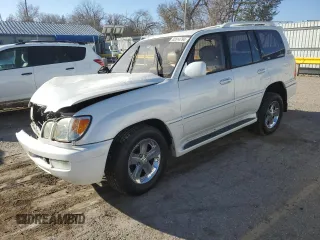 2003 Lexus LX with VIN JTJHT00W533525098, listed as a Copart auction lot 82814794 with Not Provided miles and Salvage Title. Bid and sale history available at carsss.com. Image 1.