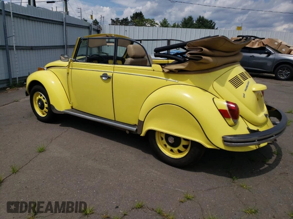 1972 Volkswagen Beetle with VIN 1522691744, listed as a Copart auction lot 61989275 with 56,316 mi miles and Clean title. Bid and sale history available at DreamBid. Image 2.