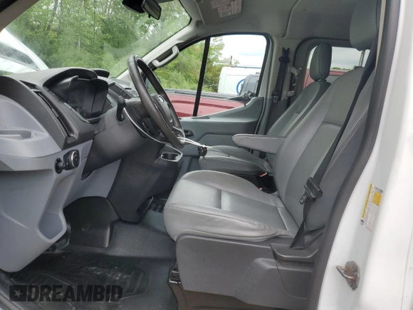 2016 Ford Transit XL z VIN 1FBZX2ZM3GKA94298, wystawiony jako Copart lot #55759955 z przebiegiem 170 804 mil mil oraz Czysty tytuł • Clean title. Historia ofert i sprzedaży dostępna na DreamBid. Obrazek 7.