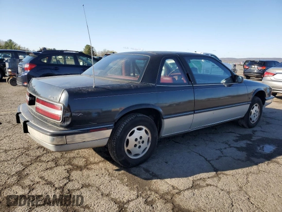 1988 Buick Regal with VIN 2G4WD14W7J1471986, listed as a Copart auction lot 51979765 with 41,747 mi miles and Clean Title. Bid and sale history available at DreamBid. Image 3.
