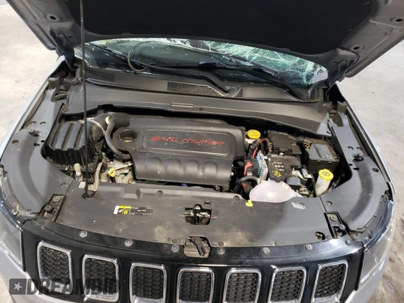 2018 Jeep Compass Latitude z VIN 3C4NJDBB9JT114849, wystawiony jako Copart lot #48552875 z przebiegiem 103 149 mil mil oraz Nie do naprawy • Non repairable. Historia ofert i sprzedaży dostępna na DreamBid. Obrazek 13.