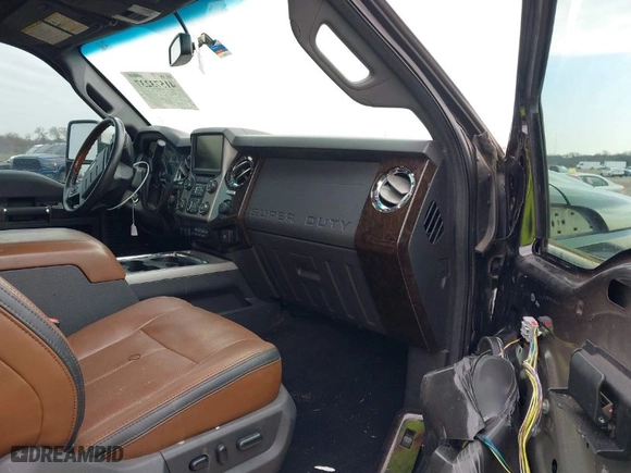 2015 Ford Super Duty F-250 SRW Lariat with VIN 1FT7W2BT8FEB50966, listed as a IAAI auction lot 41573237 with 137,250 mi miles. Bid and sale history available at carsss.com. Image 5.