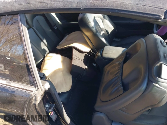 2004 Mercedes-Benz CLK 320 z VIN WDBTK65G34T016762, wystawiony jako IAAI lot #41430662 z przebiegiem Nie podano mil oraz . Historia ofert i sprzedaży dostępna na DreamBid. Obrazek 8.