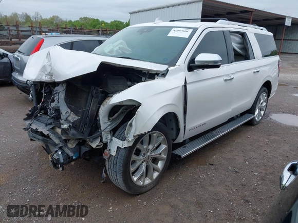 2019 Ford Expedition Max Platinum z VIN 1FMJK1MTXKEA29161, wystawiony jako IAAI lot #41963681 z przebiegiem 122 561 mil mil oraz . Historia ofert i sprzedaży dostępna na DreamBid. Obrazek 16.