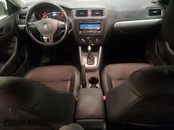 2012 Volkswagen Jetta TDI with VIN 3VWLL7AJ8CM401525, listed as a Copart auction lot 84853134 with 123,750 mi miles and Salvage title. Bid and sale history available at DreamBid. Image 8.