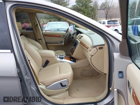 2009 Mercedes-Benz R 3.5L with VIN 4JGCB65E19A089692, listed as a IAAI auction lot 41829067 with 172,470 mi miles and . Bid and sale history available at DreamBid. Image 5.