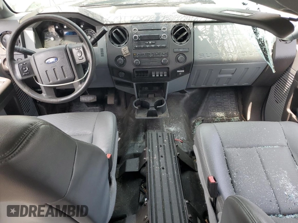 2013 Ford F-250 XL with VIN 1FT7W2B63DEB20135, listed as a Copart auction lot 59576445 with 263,245 mi miles and Salvage title. Bid and sale history available at DreamBid. Image 8.
