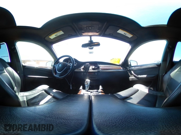 2014 BMW X6 xDrive35i with VIN 5UXFG2C53E0C44047, listed as a IAAI auction lot 42057685 with 145,912 mi miles. Bid and sale history available at carsss.com. Image 18.