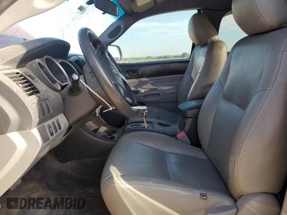 2013 Toyota Tacoma z VIN 5TFTX4CN0DX026389, wystawiony jako Copart lot #51191095 z przebiegiem 84 235 mil mil oraz Czysty tytuł • Clean title. Historia ofert i sprzedaży dostępna na DreamBid. Obrazek 7.