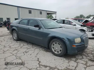 2005 Chrysler 300 with VIN 2C3JA53G55H141385, listed as a Copart auction lot 54248405 with 0 mi miles and Clean Title. Bid and sale history available at carsss.com. Image 4.