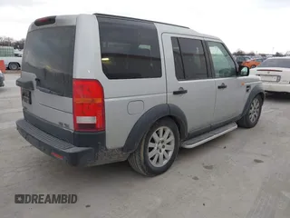 2005 Land Rover LR3 SE with VIN SALAE25475A312470, listed as a IAAI auction lot 41701147 with 90,770 mi miles. Bid and sale history available at carsss.com. Image 4.