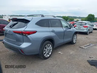 2023 Toyota Highlander L with VIN 5TDKDRBH7PS014618, listed as a IAAI auction lot 42363989 with 39,142 mi miles and . Bid and sale history available at DreamBid. Image 4.